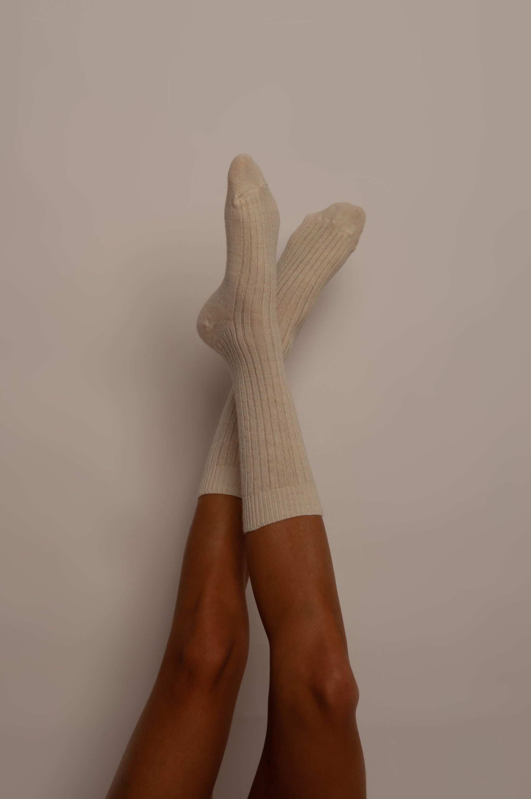Paires chaussettes d'hiver épaisse en laine d'Alpaga Uni (x24) - Grossiste  France - Grossiste en ligne